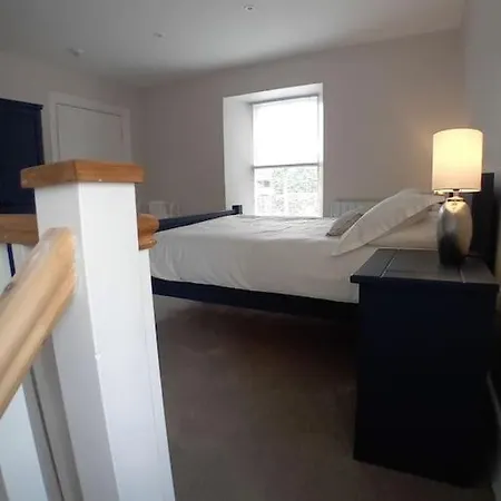 Town Centre Luxury Retreat Apartment Mountmellick Exterior photo
